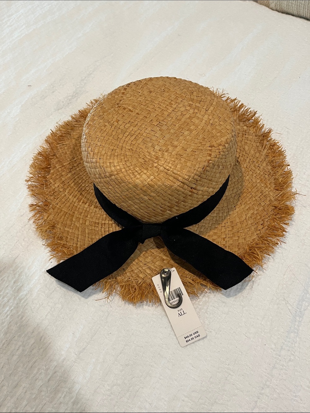 Anthropologie: Women’s Straw Sun Hat with Black Ribbon NWT never worn